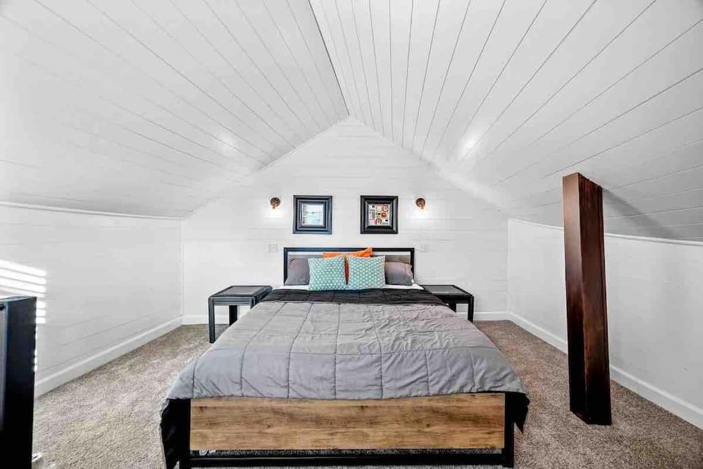 Hip And Bright Lawerenceville 2 Bed Easy Parking ピッツバーグ エクステリア 写真