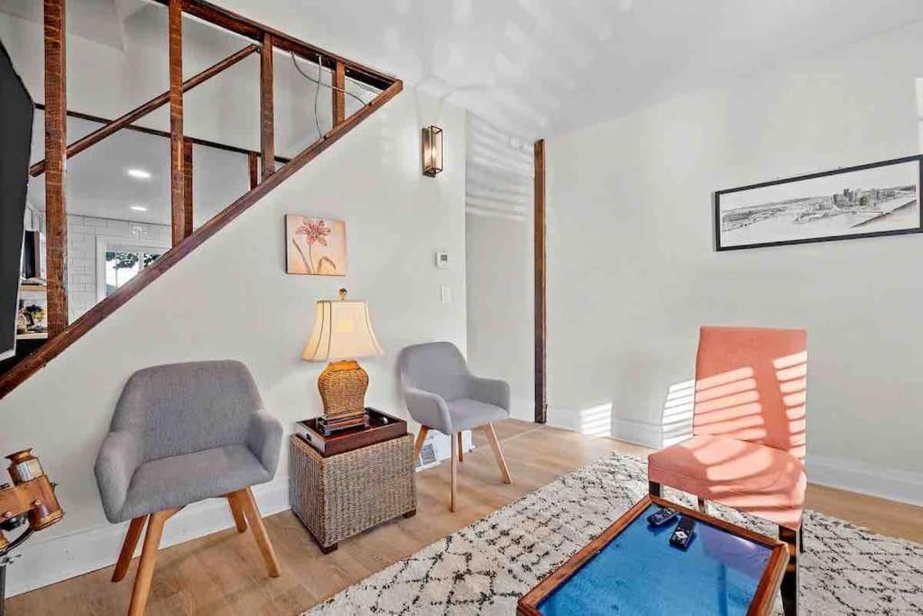 Hip And Bright Lawerenceville 2 Bed Easy Parking ピッツバーグ エクステリア 写真